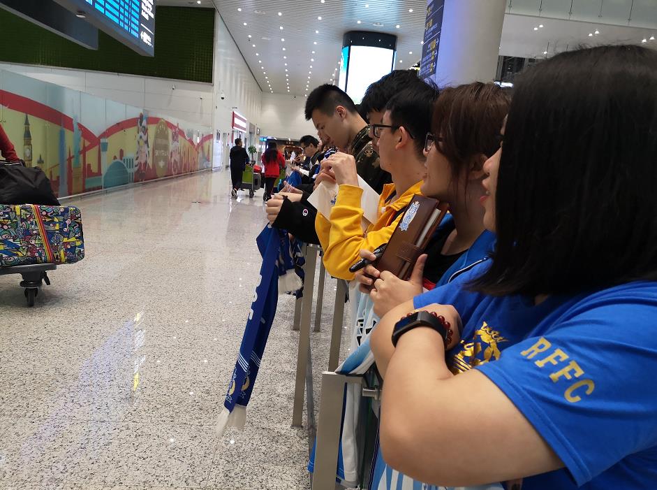 江南体育中心羽毛球馆-关于广州富力困扰不断，球迷呼吁更换主帅的信息